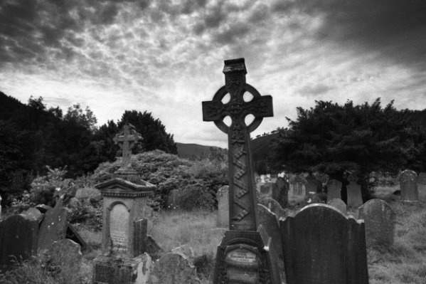 graveyard-black-and-white-100535782-primary.idge